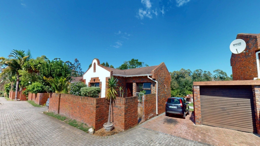 2 Bedroom Property for Sale in Kabega Park Eastern Cape